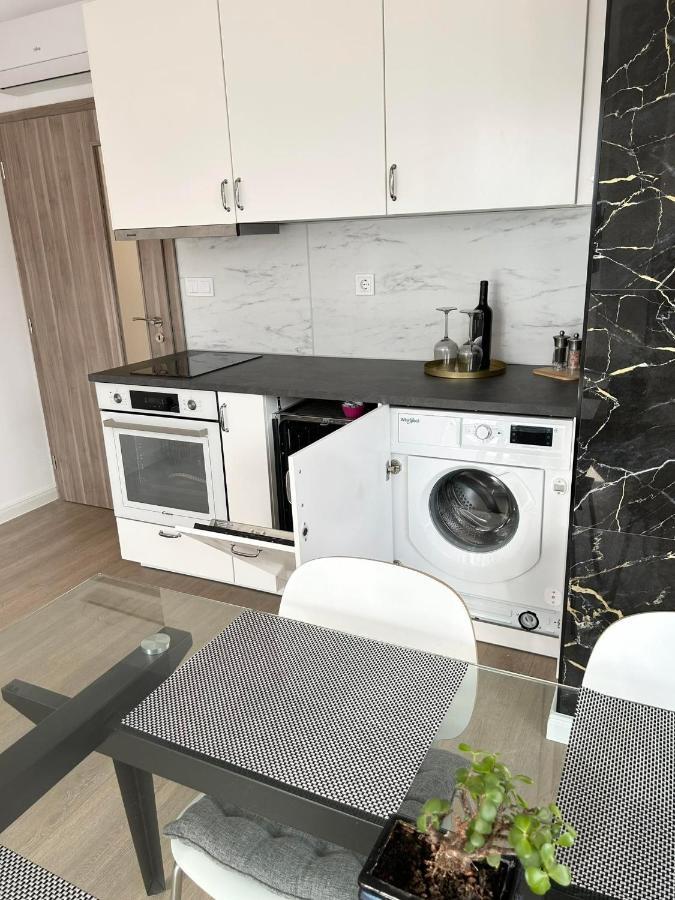 Smart Apartment Mir Varna Eksteriør bilde